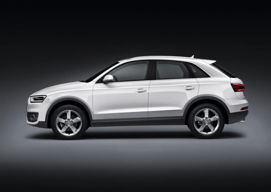  Audi Q3 2.0 TFSI Quattro (8U) 2011 года  (WW) (фото 14 из 38)